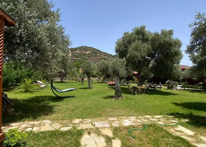 Apartmanhotel Suzi'nin Bahcesi Evler *